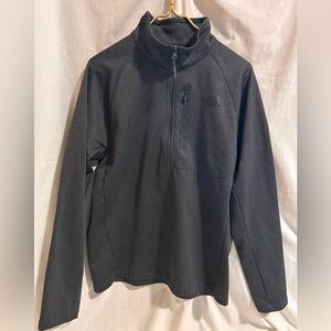 Me s North Face pull over top